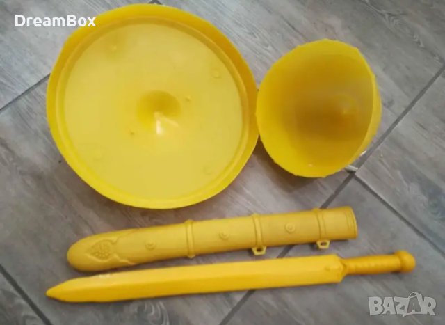 Стари пластмасови играчки от Соца , снимка 2 - Коли, камиони, мотори, писти - 43586970