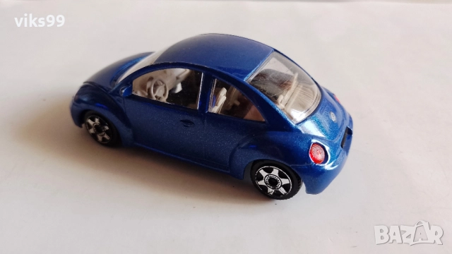 Bburago VOLKSWAGEN New Beetle MADE IN ITALY 1:43, снимка 3 - Колекции - 52800648