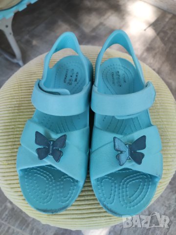 сандали Crocs Butterfly, снимка 1 - Детски сандали и чехли - 43725511