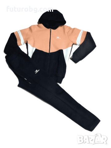 Дамски спортен екип от от триконечна вата