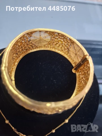 ЗЛАТЕН ДАМСКИ КОМПЛЕКТ 22К ., снимка 12 - Бижутерийни комплекти - 51024881