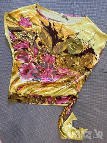 Нова блуза сатен М размер