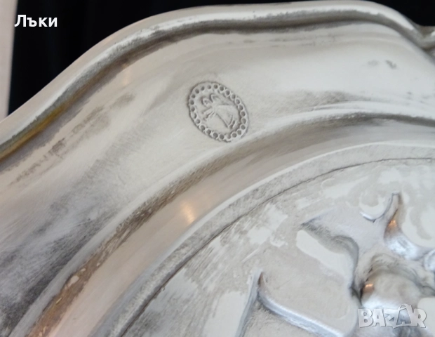 Калаена чиния,пано,картина Плетачката на дантели. , снимка 4 - Антикварни и старинни предмети - 52776754