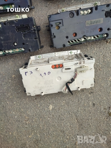 километражни табла от голф 3, снимка 14 - Части - 51435372