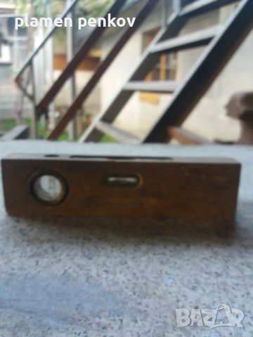 Продавам дървен нивелир, снимка 4 - Измервателни инструменти - 38154216