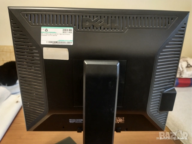 Монитор Dell Professional P190S, снимка 3 - Монитори - 53229129