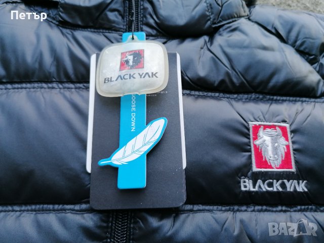 Продавам чисто ново черно пухено яке (гъши пух) Black Yak , снимка 3 - Якета - 38715568