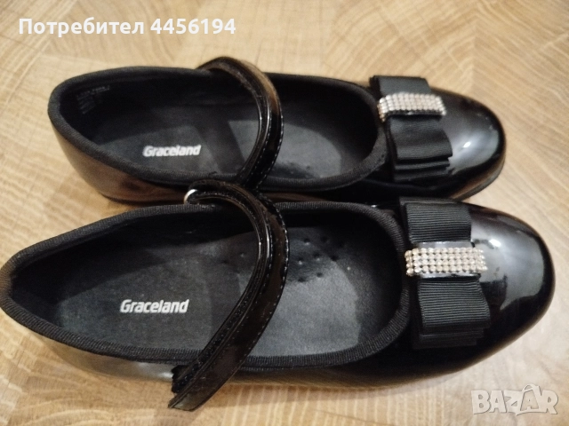 Детски обувки номер 32 , снимка 4 - Детски обувки - 52816354