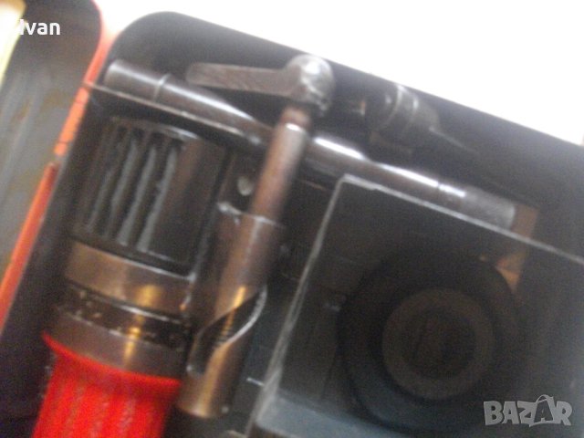 HILTI DX100L-Ръчен Инструмент За Бърз Директен Монтаж В Бетон и Метални Конструкции Чрез Заряд Капса, снимка 8 - Други инструменти - 43425966
