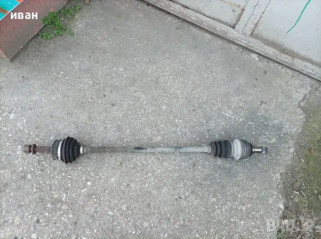 Дясна полуоска за Опел Астра ф 1.4 бензин. 60 кс. 93 год. C14NZ. , снимка 1