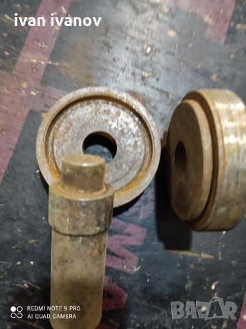 Преса за капачки 