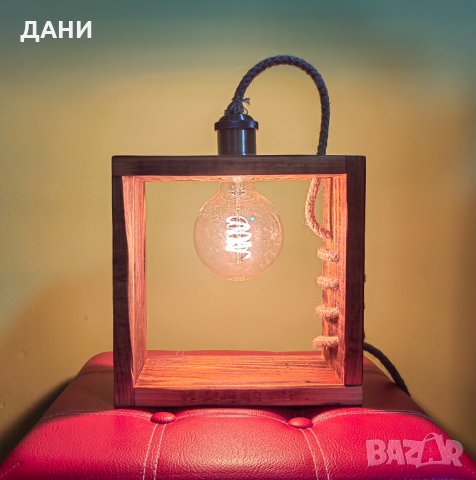Лампа от иглолистна дървесина , снимка 2 - Настолни лампи - 43159108
