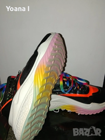 Дамски шарени маратонки , снимка 3 - Маратонки - 52595588