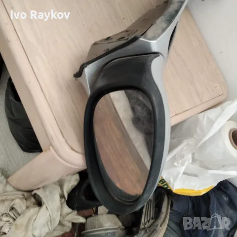 Огледало дясно за Renault Espace III, снимка 2 - Части - 47998642