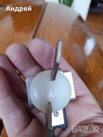 Стара отварачка за консерви #7, снимка 4 - Антикварни и старинни предмети - 34857119