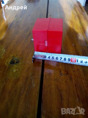 Стара кутия,касета са батерии Piko , снимка 4 - Антикварни и старинни предмети - 27439642