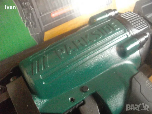 НОВ ПНЕВМАТИЧЕН КОМБИНИРАН ТАКЕР СКОБИ 10-40мм ПИРОНИ 15-50мм ПЪЛЕН КОМПЛЕКТ PARKSIDE, снимка 7 - Други инструменти - 49651954