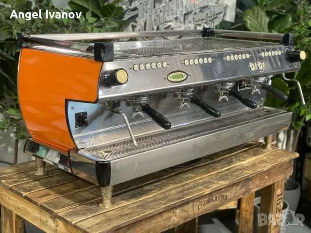 Изкупувам стари кафемашини които са извън употреба и стари климатици