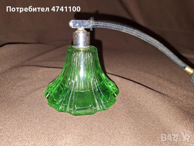 Кристално шише за парфюм , снимка 2 - Антикварни и старинни предмети - 53609251