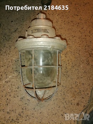 Лампа ретро модел