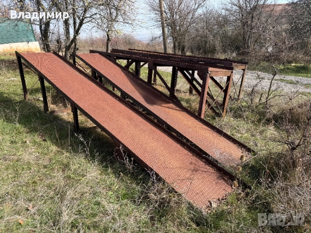Продавам естакада за транспортна техника