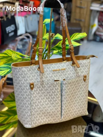 Michael Kors дамски чанти Различни цветове , снимка 5 - Чанти - 48854111