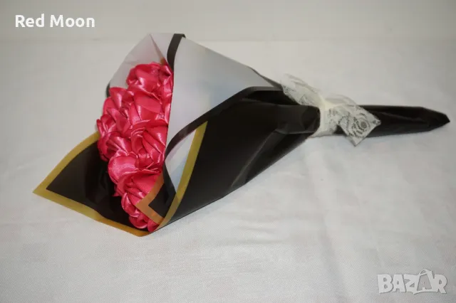 Чисто Нов Ръчно Изработен Букет От 9 Вечни Розови Рози, снимка 4 - Декорация за дома - 50426485