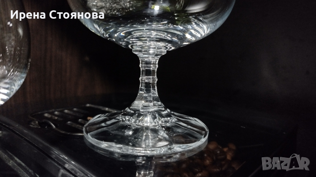 Bohemia Isabelle Cristal. Кристални чаши за коняк. Златни флорални мотиви.
, снимка 12 - Чаши - 44879184