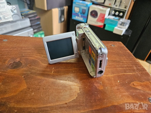 Видеокамера Samsung VP-M110 В отлично визуално състояние. Камерата работи, но има нужда от нова бан., снимка 3 - Камери - 52034168