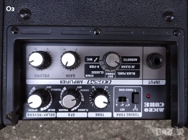 Кубе за китара на батерии Roland Micro cube усилвател за китара, снимка 2 - Китари - 49568244