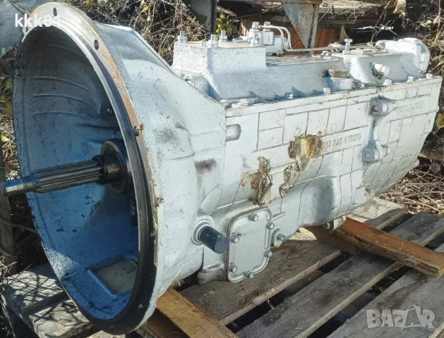 Неупотребявана скоростна кутия тип ЯМЗ 238 А за МАЗ и КрАЗ