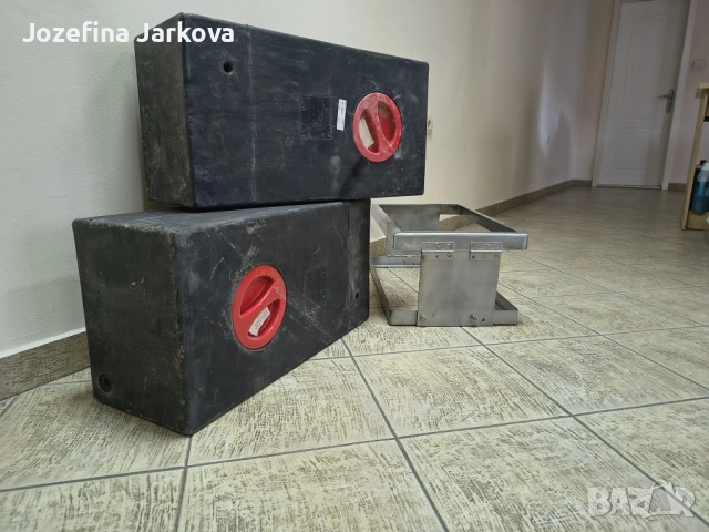 ЧЕРЕН РЕЗЕРВОАР ЗА отпадни води 44Л 60X31X23 