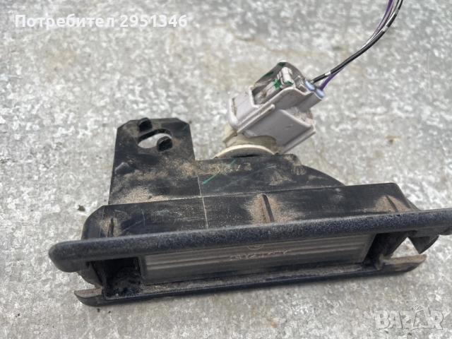 Плафон светлина заден номер Mitsubishi Space Star, снимка 2 - Части - 52469594