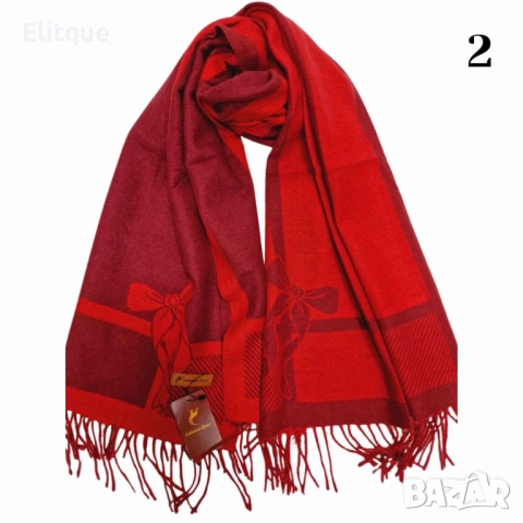 Луксозен дамски шал с нежни мотиви и топла елегантност, снимка 2 - Шалове - 52832159