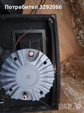 музика 2 15 ича и 2 бас каси +стъпало Behringer Km 1700, снимка 7 - Тонколони - 52663590