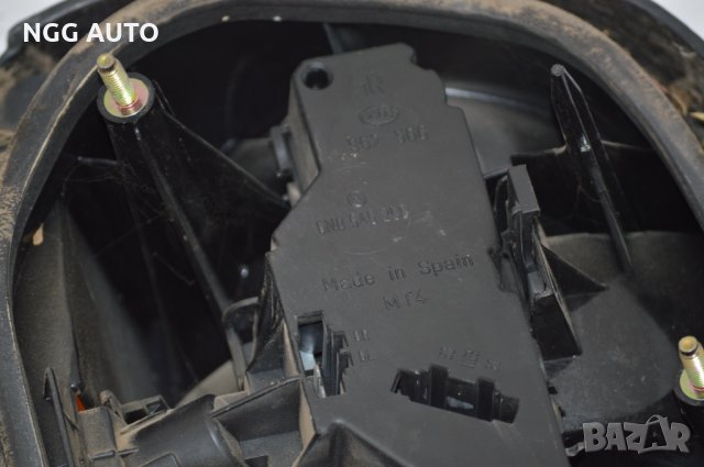 Стопове HELLA за VW Polo 1997г. 6n1 с фасунги и крушки., снимка 6 - Части - 34571971