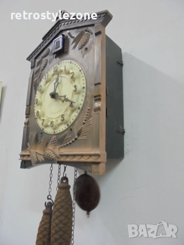 № 8503 Стар руски стенен часовник МАЯК , снимка 3 - Антикварни и старинни предмети - 53526845