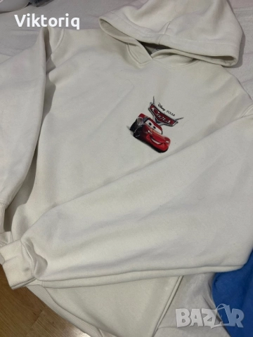 Дамски бял суичер, снимка 4 - Суичъри - 52498225