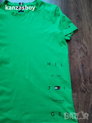 Tommy Hilfiger - страхотна мъжка тениска SLIM FIT 100% оригинал КАТО НОВА XL, снимка 5 - Тениски - 50086745