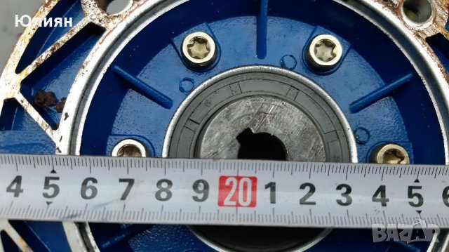 Редуктор  STM , WMI 75 ,1/60 , 71 B 5 , снимка 7 - Подемници - 35245739