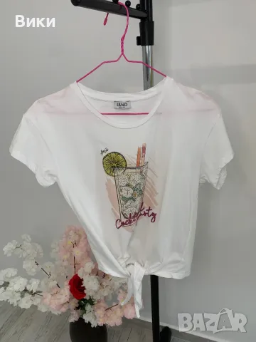 Тениска Liu Jo размер XS-S, снимка 2 - Тениски - 49692989