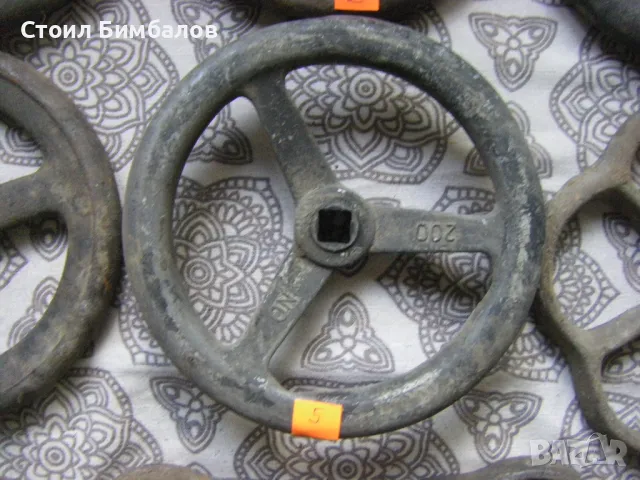 Дръжки, врътки за чугунени кранове, снимка 14 - Резервни части за машини - 50404141