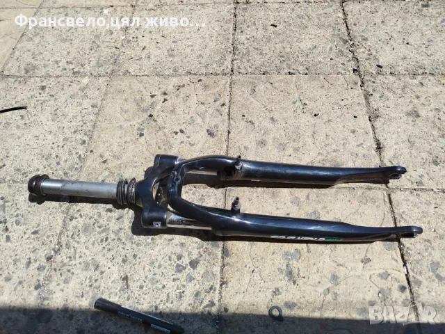 28 цола вилка за велосипед колело стержен 28.6 на винт може и пеперуда , снимка 1