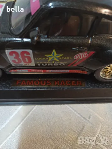 Количка за колекция PORSCHE- Famous Racer 1:24 в запазен вид с кутия ,цена 80 лв, снимка 12 - Колекции - 50232477