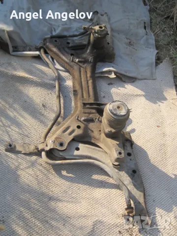 Преден мост за VW Golf 3 (1991 - 1998) Golf 3 Passat Vento, Става за всички двигатели.120 лв, снимка 1