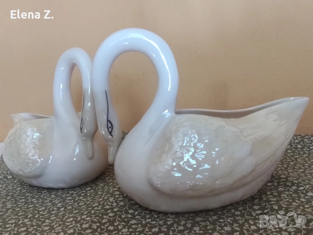 Ръчно изработени и рисувани лебеди кариери Belleek, снимка 3 - Декорация за дома - 53439269