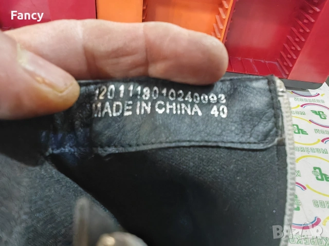 Страхотни дамски боти 40 номер , снимка 9 - Дамски боти - 53329330