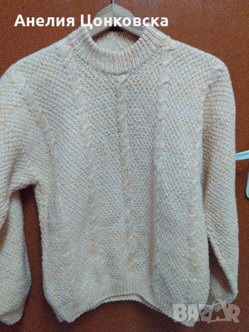 Красив ръчно плетен пуловер , снимка 2 - Блузи с дълъг ръкав и пуловери - 26566067