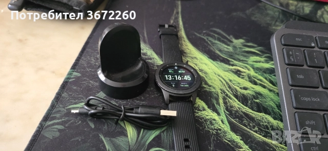 *ОТЛИЧЕН* Смарт Часовник Samsung Galaxy Watch (DC38, SM-R810) с докинг стейшън