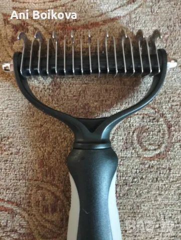 Груминг инструмент за сваляне на подкосъма